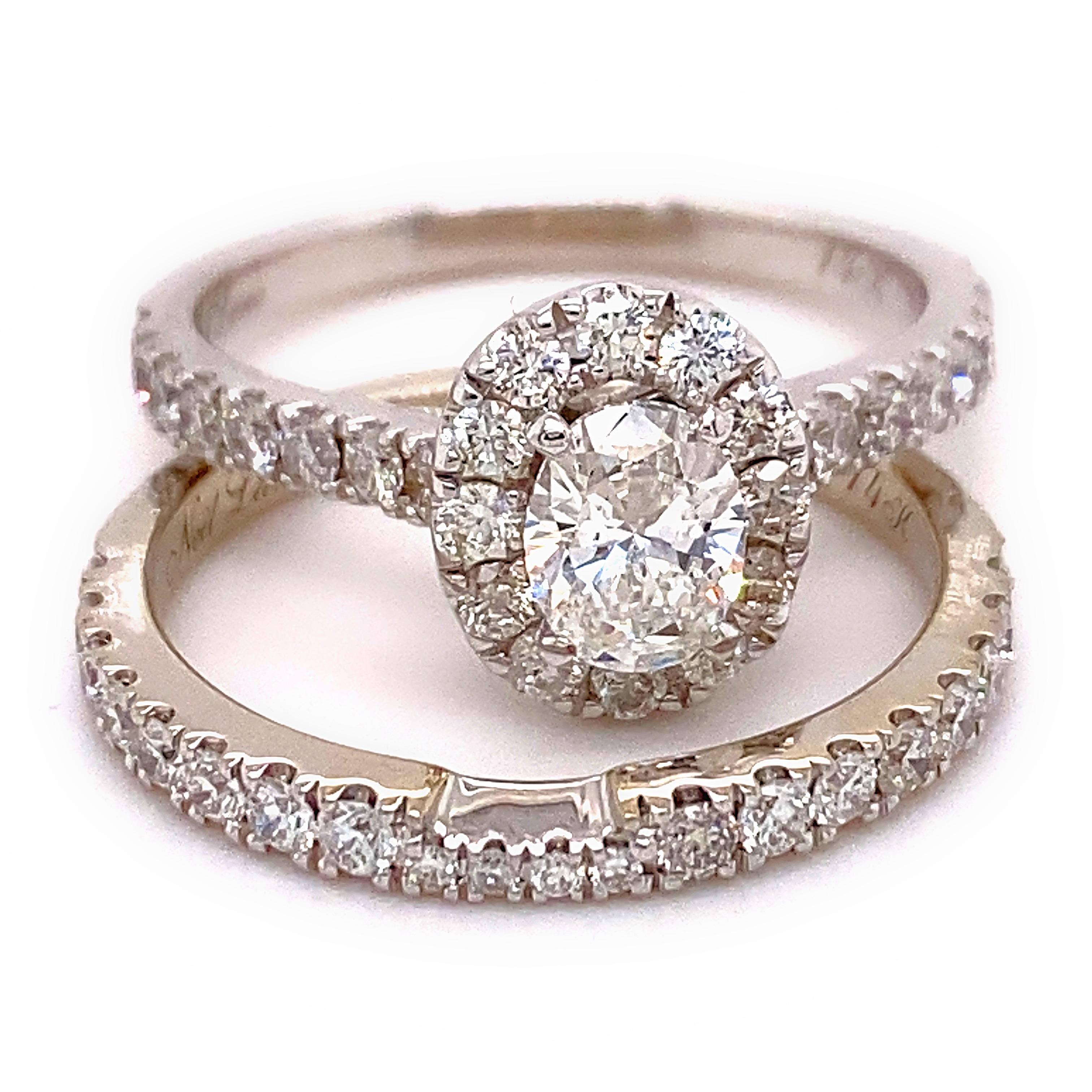 Women's Neil Lane Bridal Oval Diamond Halo Engagement Ring & Band Set 1.88 Tcw For Sale