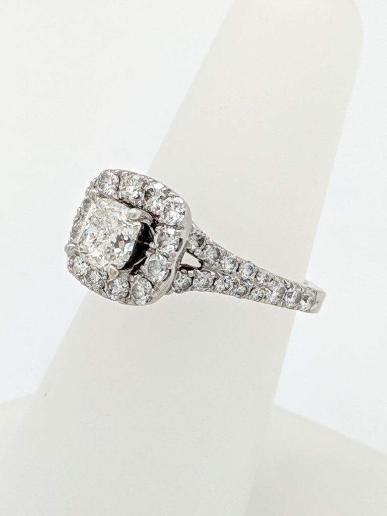 Neil Lane Cushion Halo Engagement Ring 21/6ct tw Diamonds Set in 14K