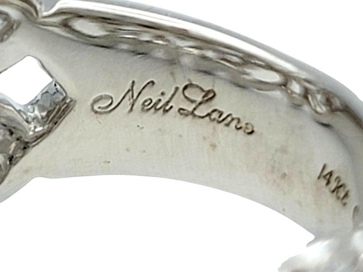 Neil Lane Cutout Flower Motif Pavé Diamond Wide Band Ring in 14 Karat White Gold Damen im Angebot
