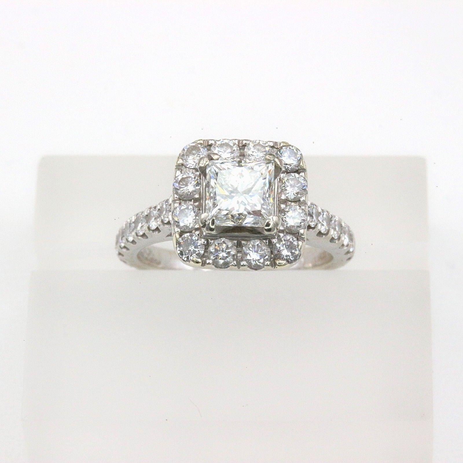 Neil Lane Diamond Engagement Ring Princess 2.00 TCW in 14 Karat White Gold In Excellent Condition For Sale In San Diego, CA