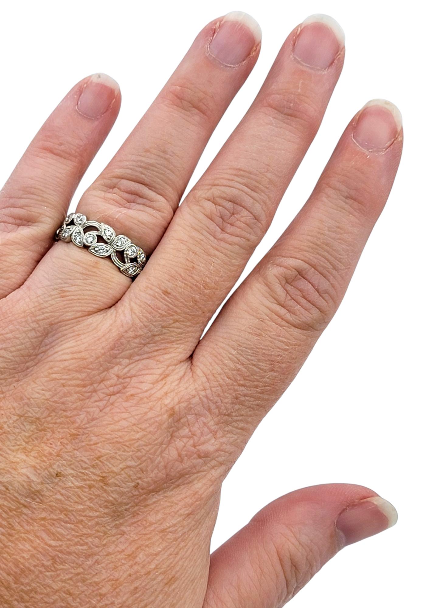 Neil Lane Diamond Filigree Vine and Leaf Motif Band Ring in 14 Karat White Gold For Sale 4
