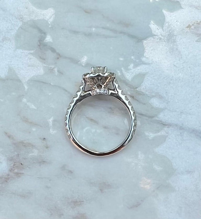 Neil Lane Carat Total Weight Diamond Halo Engagement Ring at