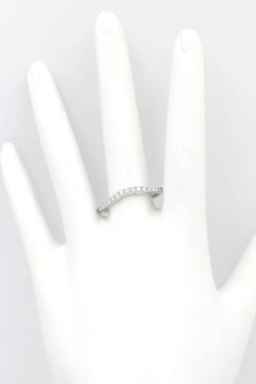 Neil Lane Diamond Wedding Band Contour Ring 1/2 Carat 14 Karat White Gold In Excellent Condition In San Diego, CA