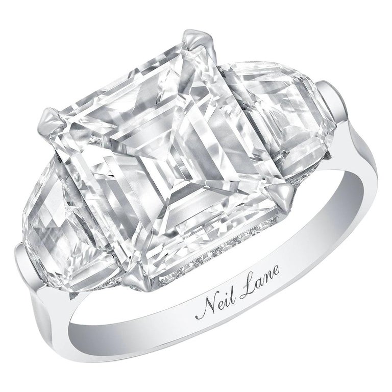 Neil Lane Couture Design Emerald-Cut Diamond, Platinum Ring For Sale