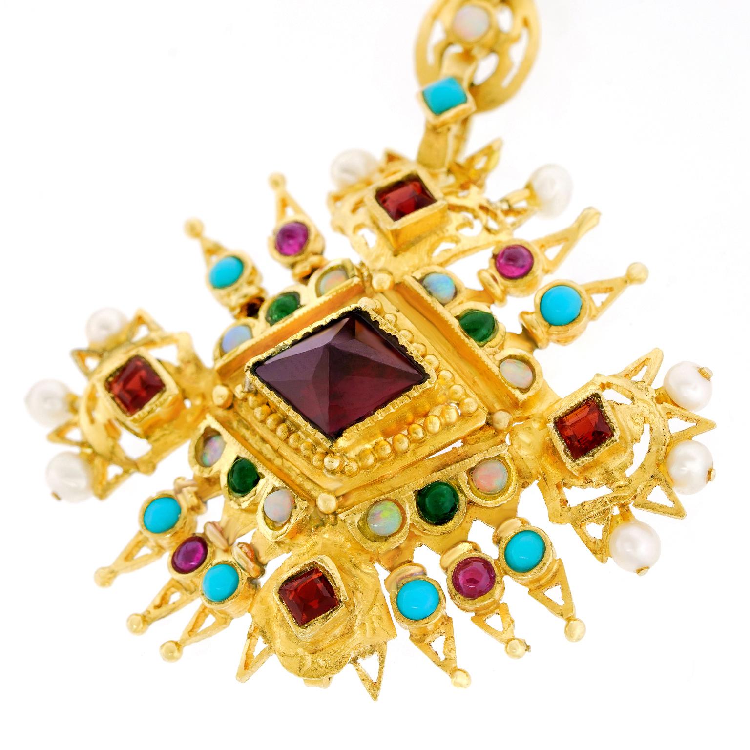 Neil Lane Extra Fabulous Renaissance Revival 18k  Earrings For Sale 2