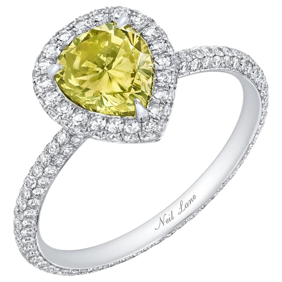 Neil Lane Couture Design Fancy Color Pear Brilliant-Cut Diamond, Platinum Ring For Sale