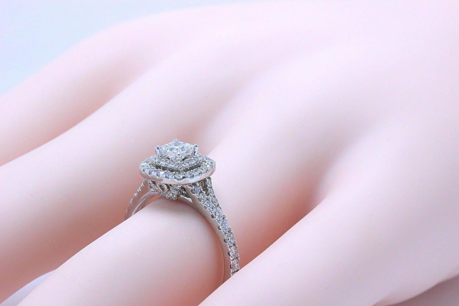 Neil Lane Prinzessinnenschliff Diamant-Verlobungsring 1,00 Karat 14 Karat Weißgold im Zustand „Hervorragend“ im Angebot in San Diego, CA