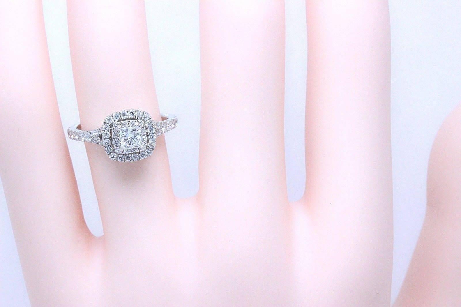 Neil Lane Bague de fiançailles en or blanc 14 carats avec diamant taille princesse de 1,00 carat en vente 2