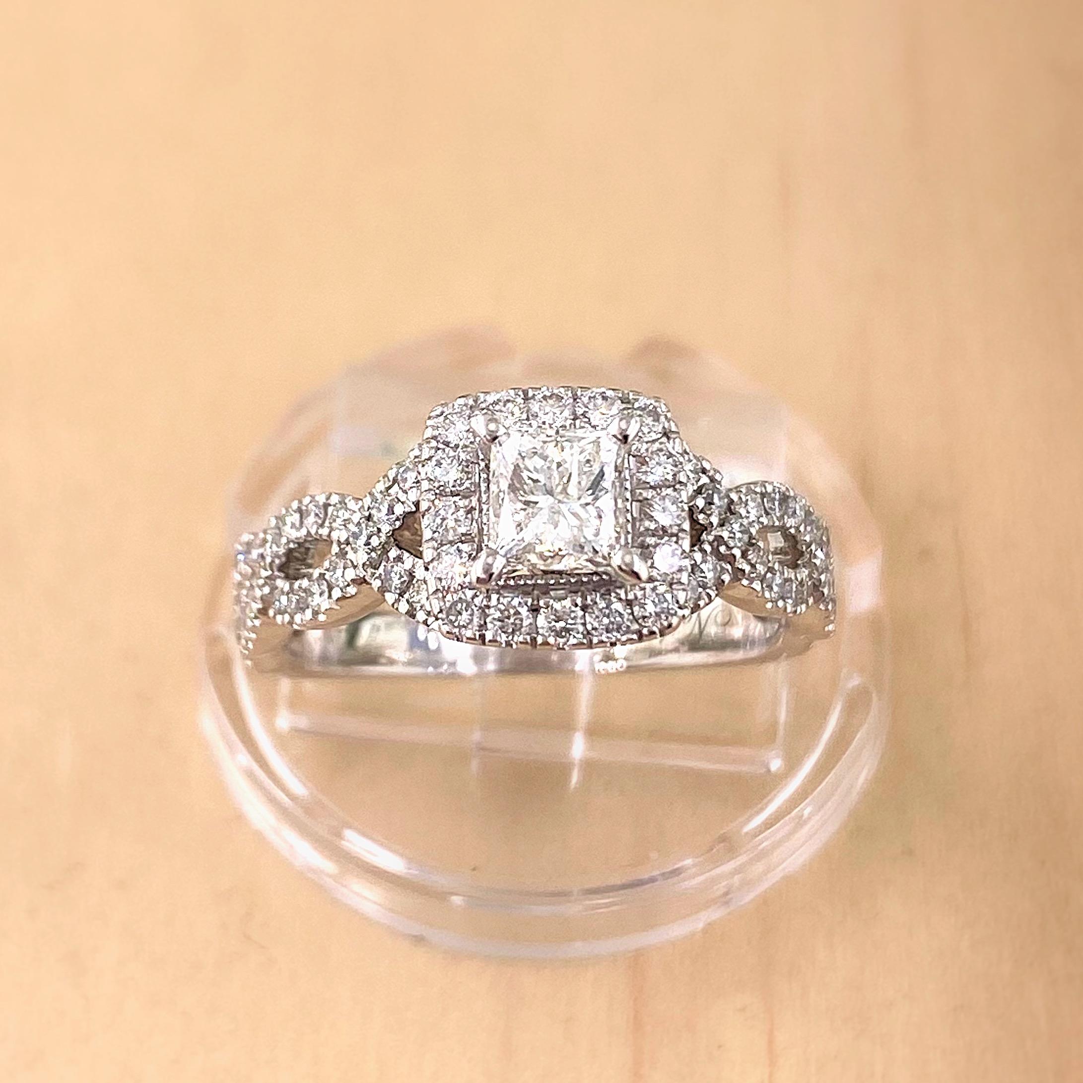 Neil Lane Princess Diamond Engagement Ring Twisted Band 1.00 Tcw 14k WG For Sale 6