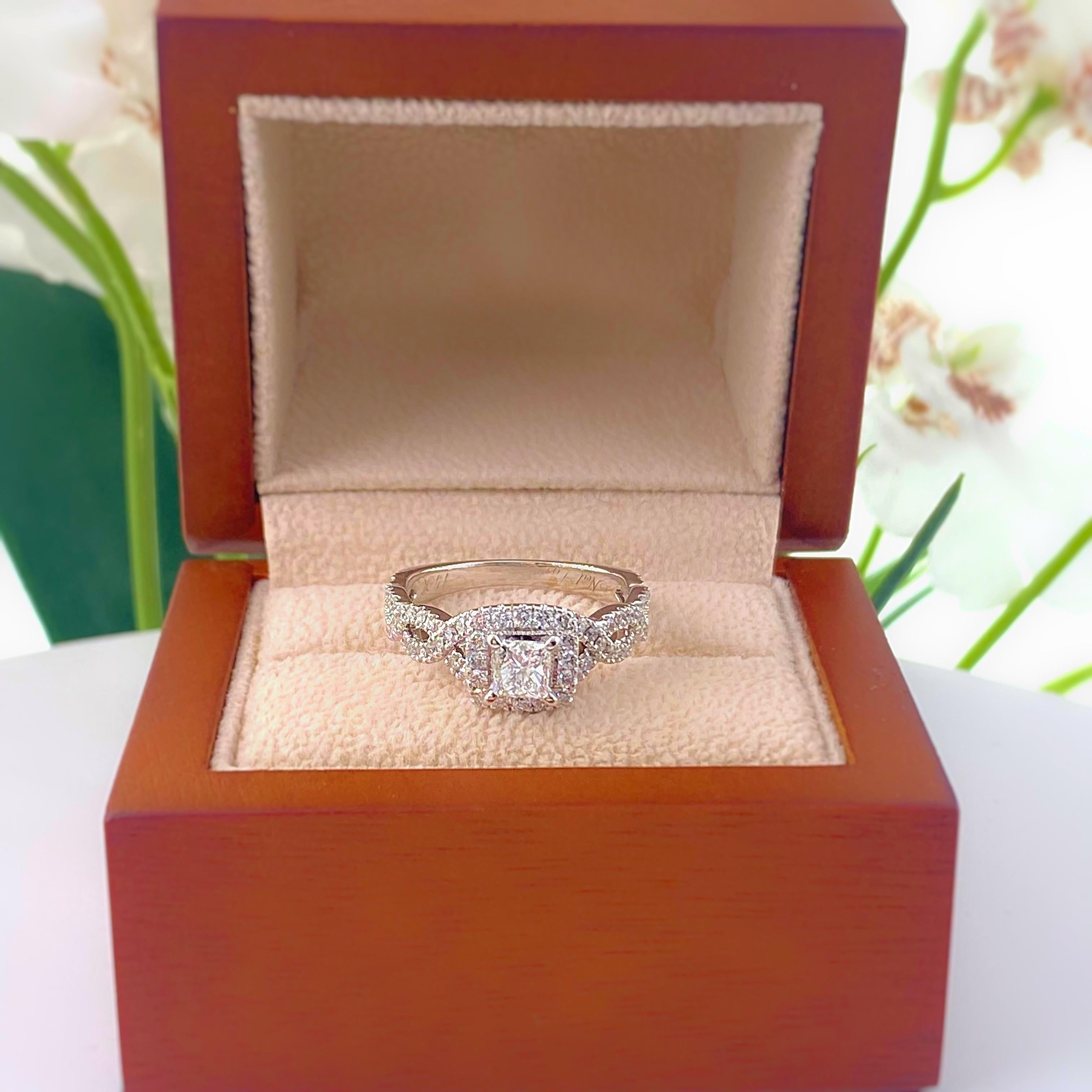 Princess Cut Neil Lane Princess Diamond Engagement Ring Twisted Band 1.00 Tcw 14k WG For Sale
