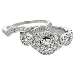 Neil Lane Anillo de compromiso con halo de diamantes talla brillante redondo y banda a juego 14K