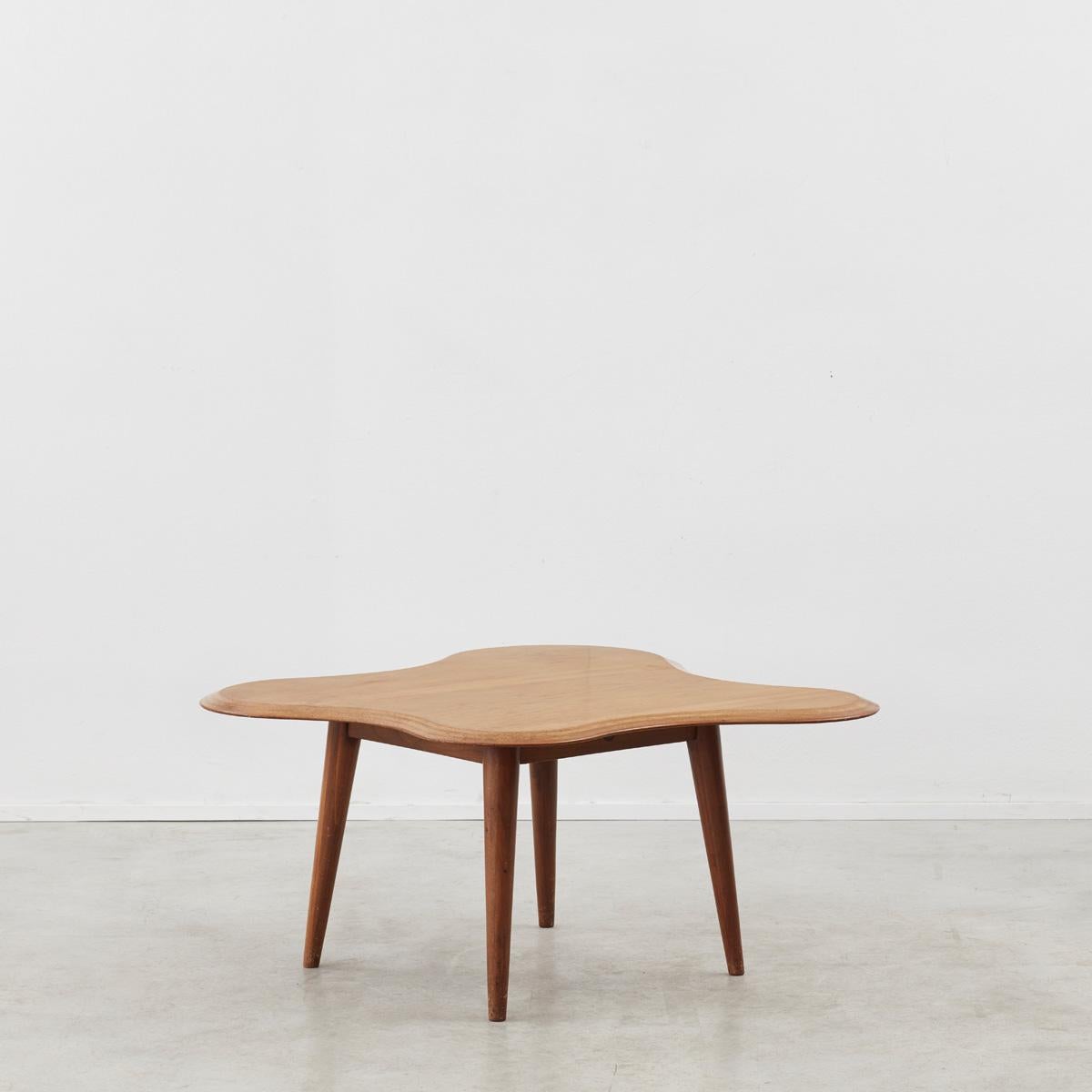 Named the ‘Amoeboid’ by the designer, the table has become known as the ‘Cloud table’ also after its form. Designed by Neil Morris for Morris & Co, Glasgow in 1947, it exploits the design possibilities of laminated wood by combining French polished