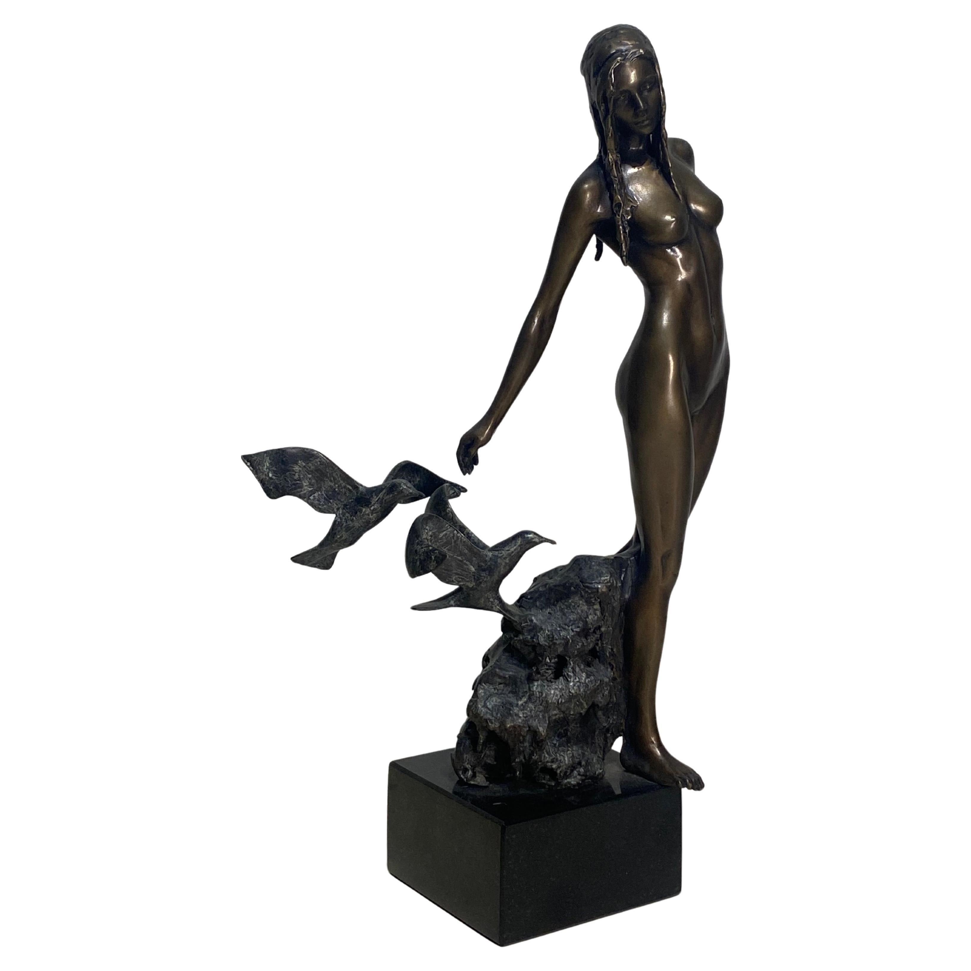 Neil Welch. Galatia - Édition limitée de 9 sculptures en bronze 7/9 en vente 8