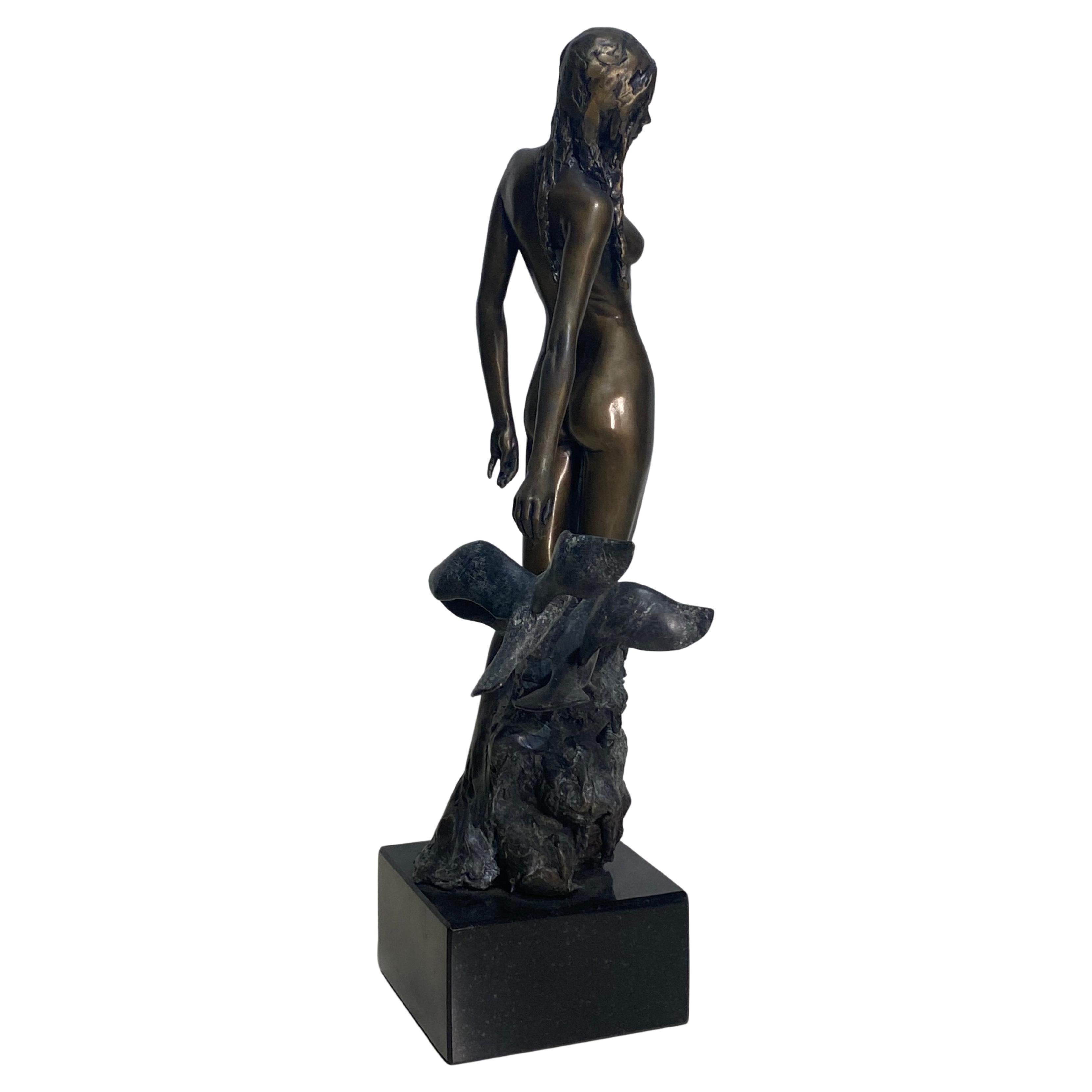 Neil Welch. Galatia - Édition limitée de 9 sculptures en bronze 7/9 en vente 1
