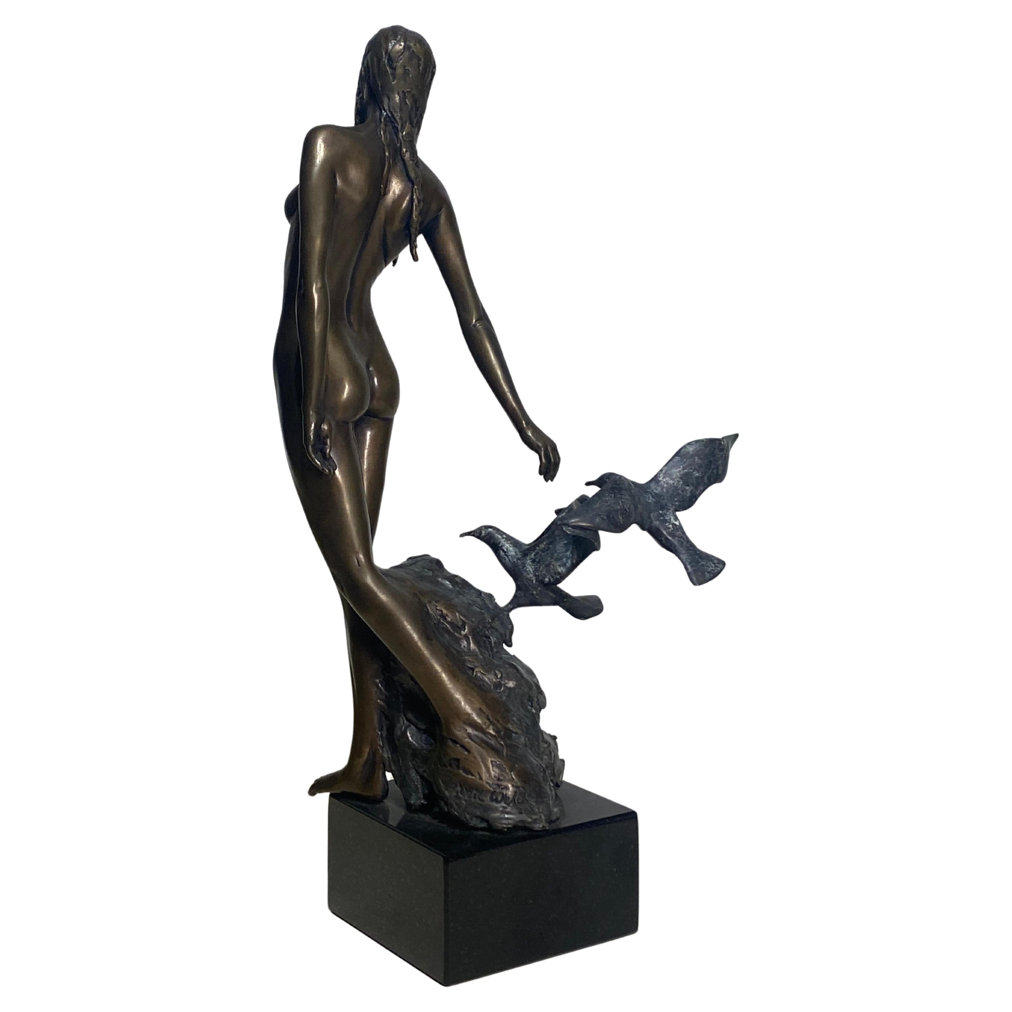 Neil Welch. Galatia - Édition limitée de 9 sculptures en bronze 7/9 en vente 2