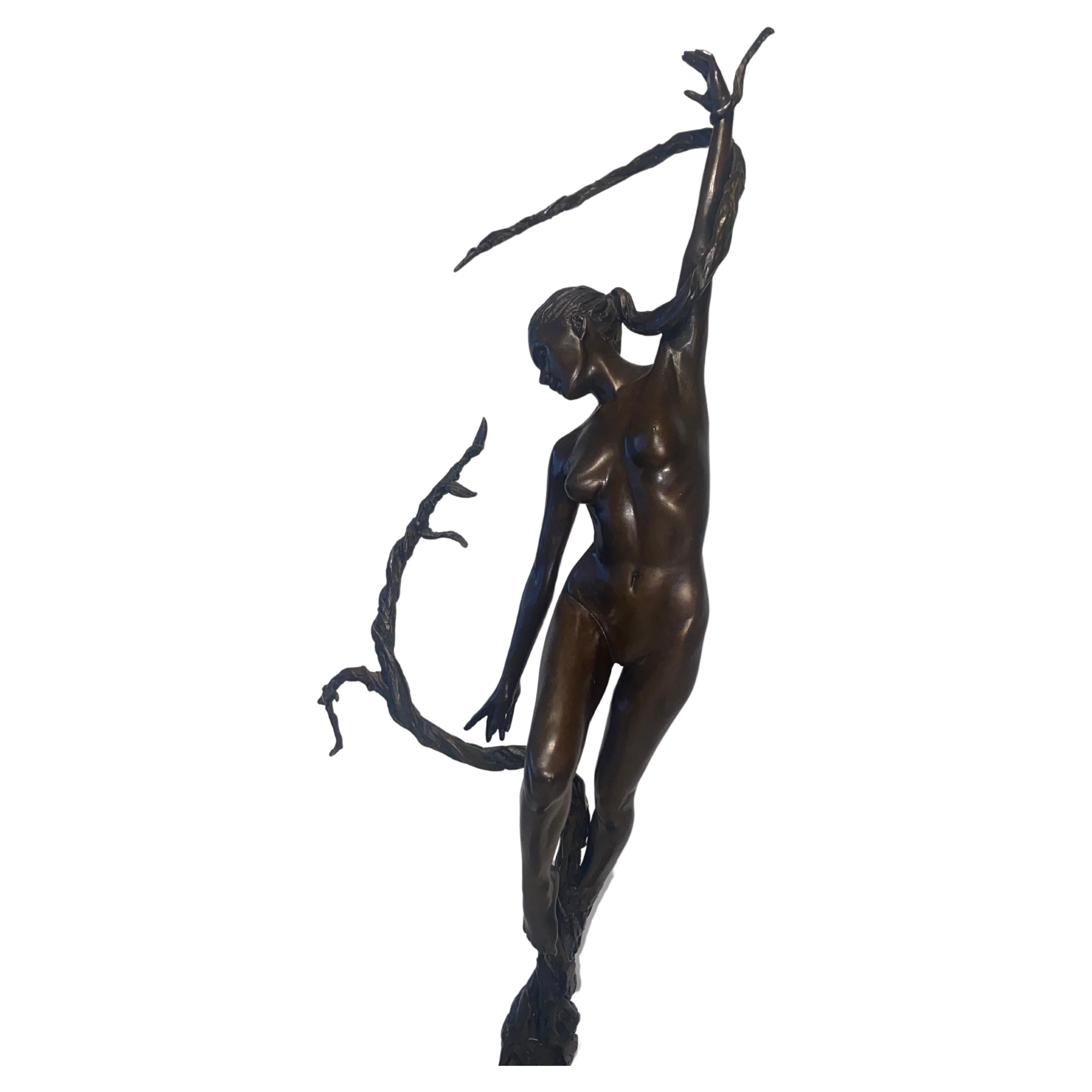 Neil Welch Nature's Grace A Large Limited Edition of 25 Bronze Sculpture 1/25 en vente 3