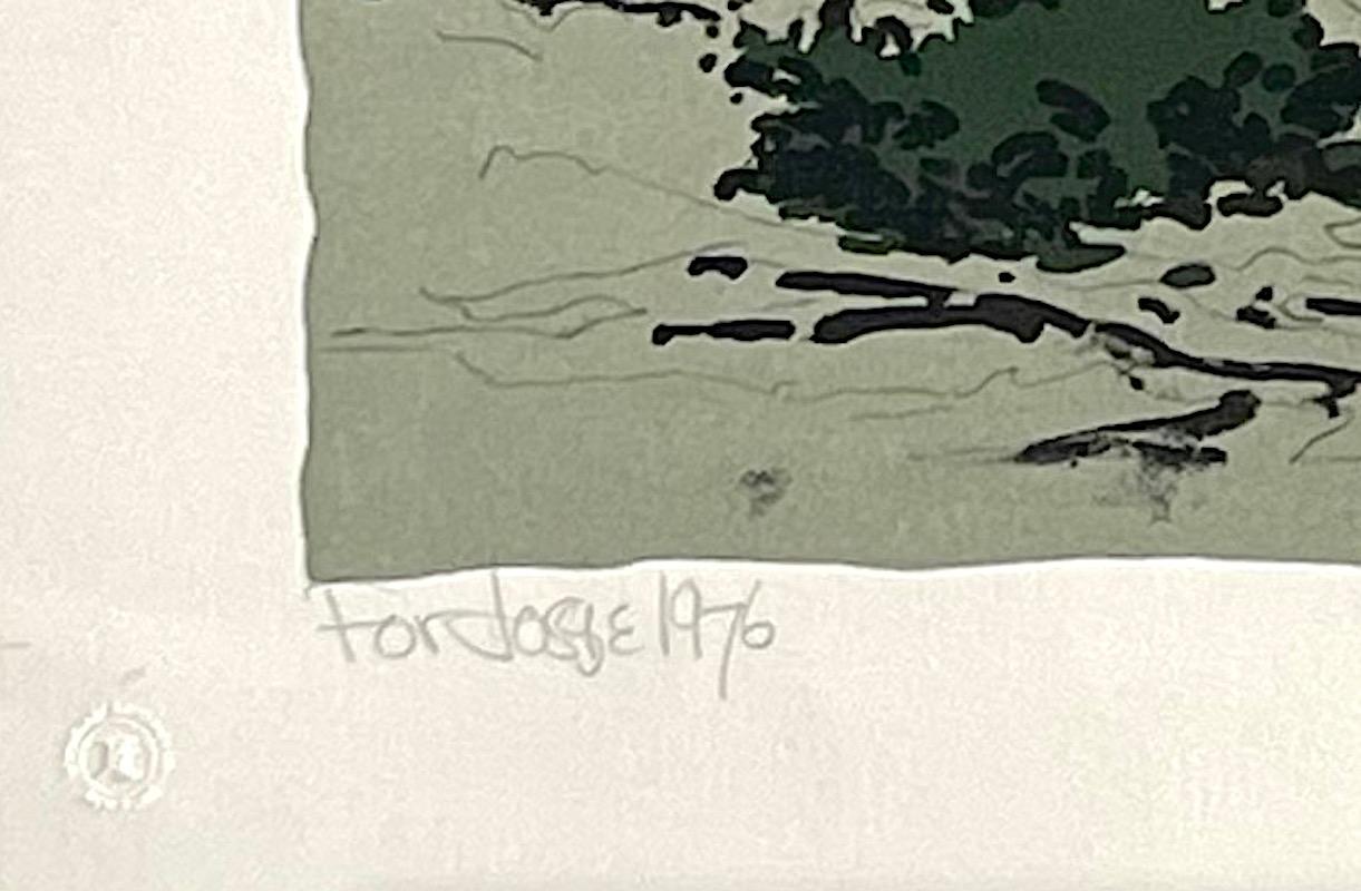 Lithographie signée FROM ZEKE'S PLACE, paysage du Maine, arbres de pin, nuages de ciel bleu - Contemporain Print par Neil Welliver