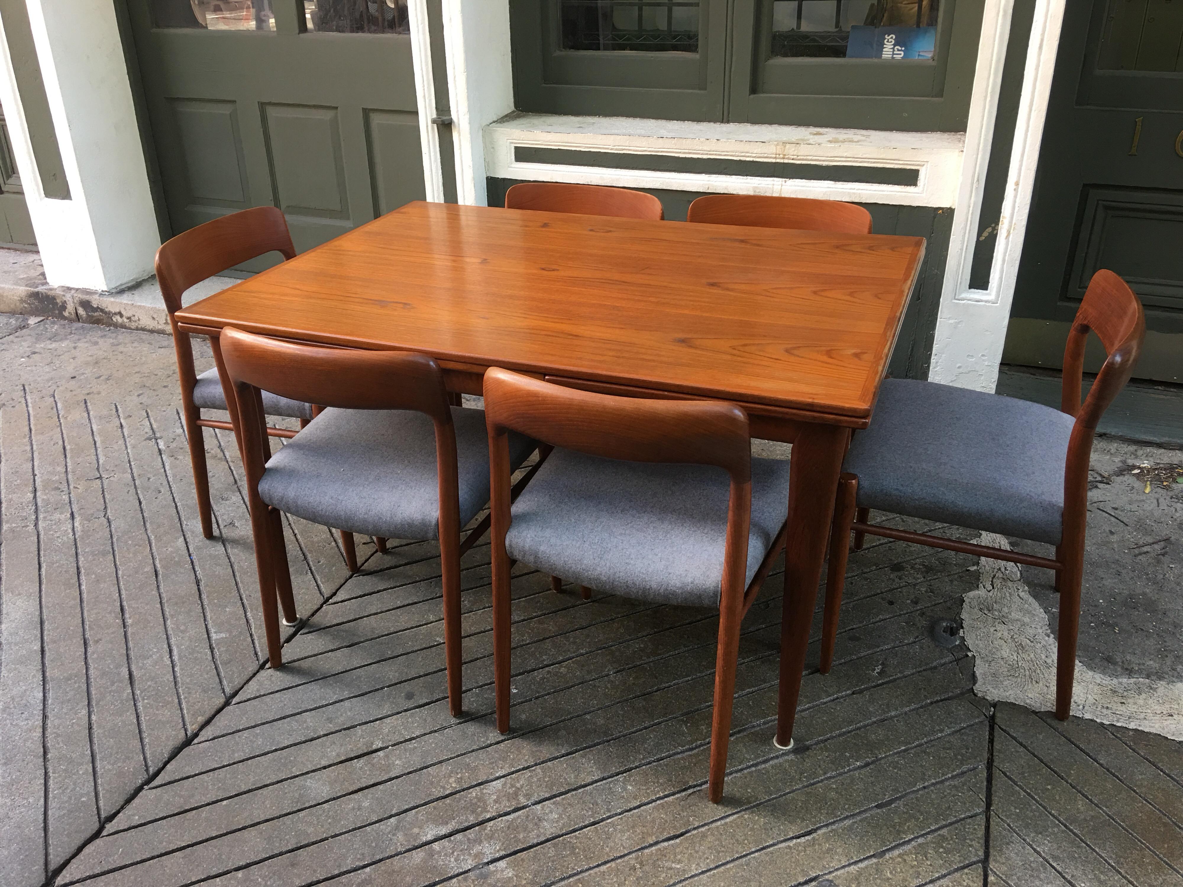 Neils Moeller Teak Table And 6 Chairs 6