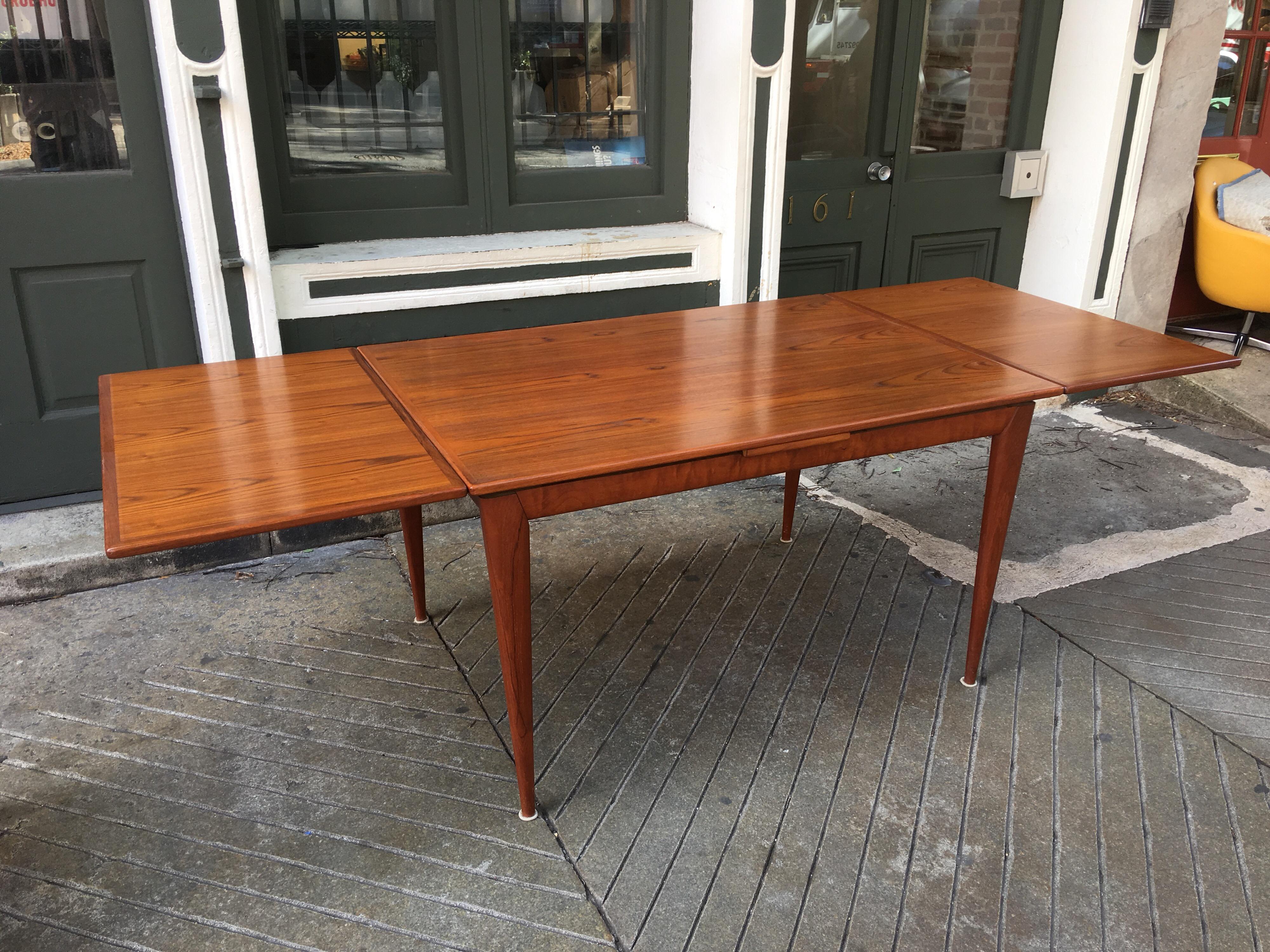 Scandinavian Modern Neils Moeller Teak Table And 6 Chairs