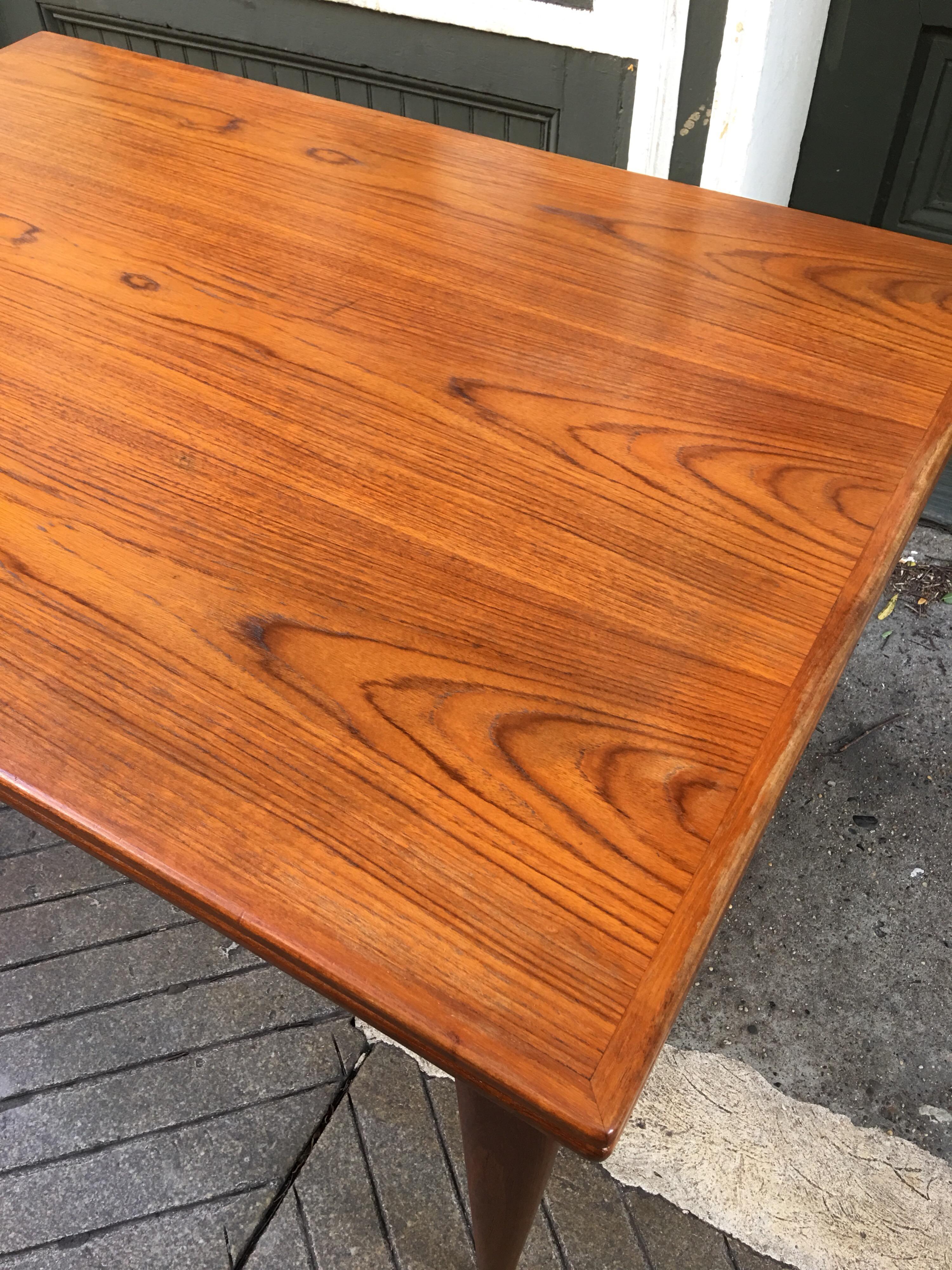 Mid-20th Century Neils Moeller Teak Table And 6 Chairs