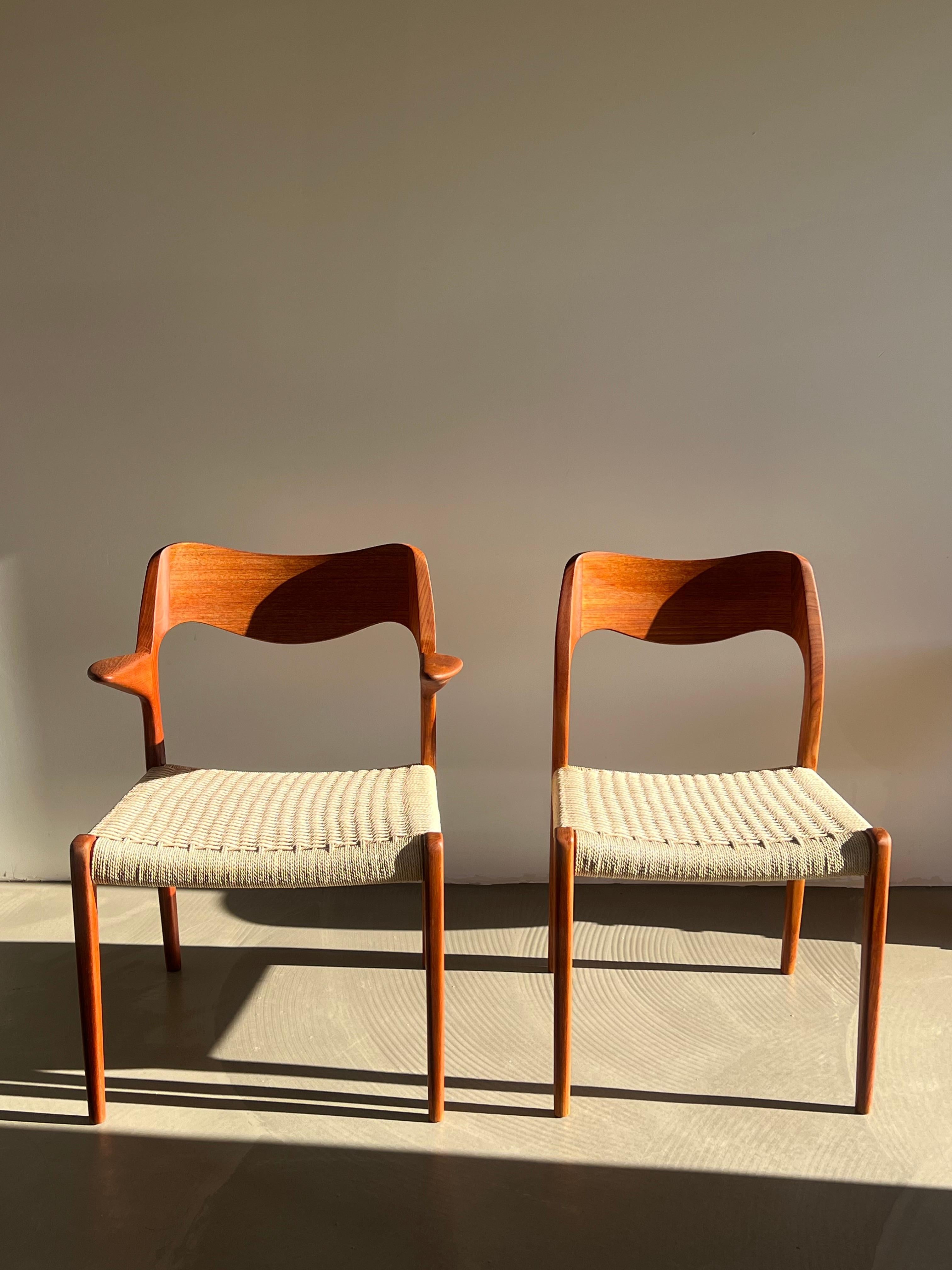 Teak Møller Model 71 Esszimmerstuhl, entworfen von Niels Otto Møller (Moderne der Mitte des Jahrhunderts) im Angebot
