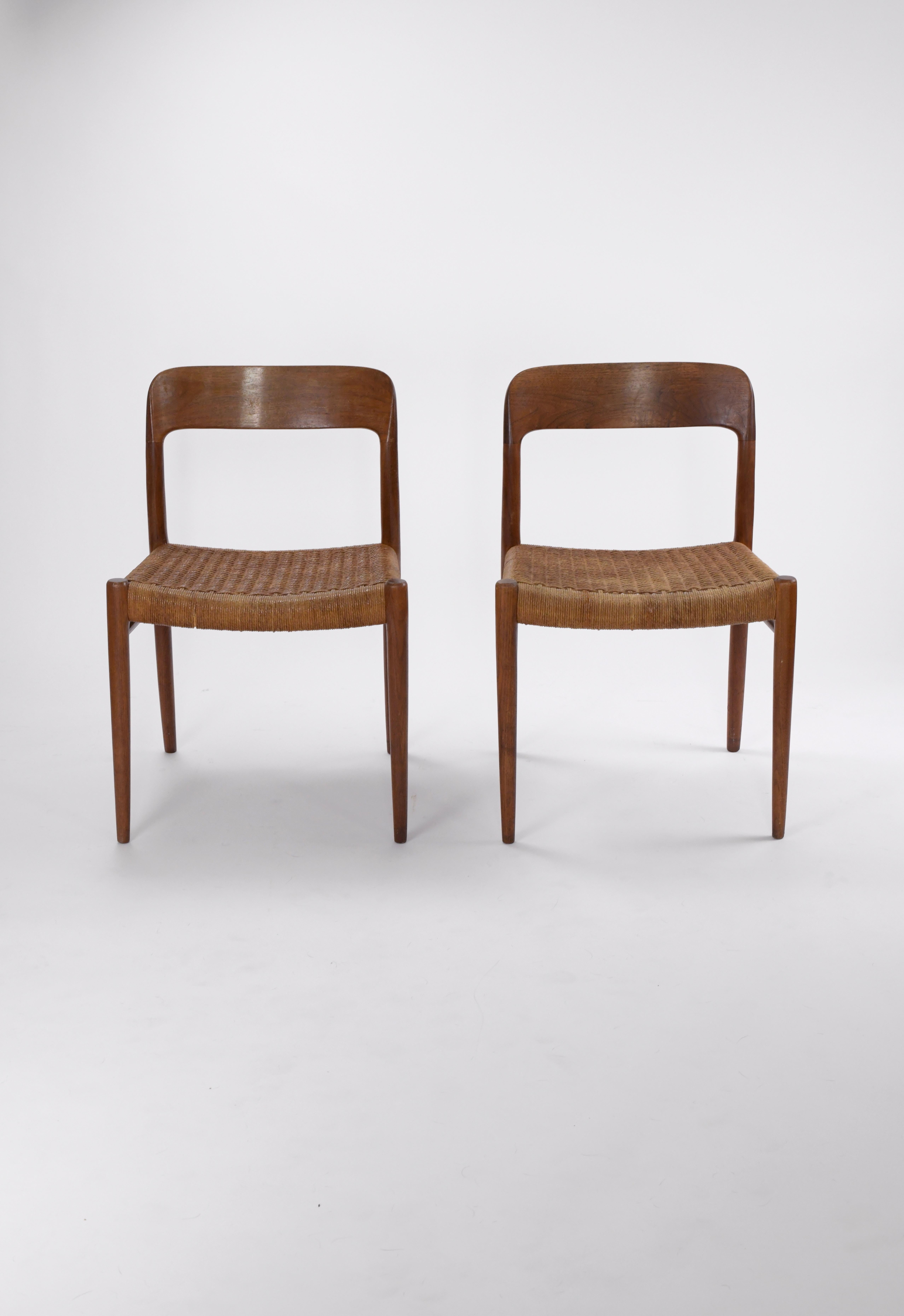 Mid-Century Modern Neils Moller Model 77 Teak dining chairs  For Sale