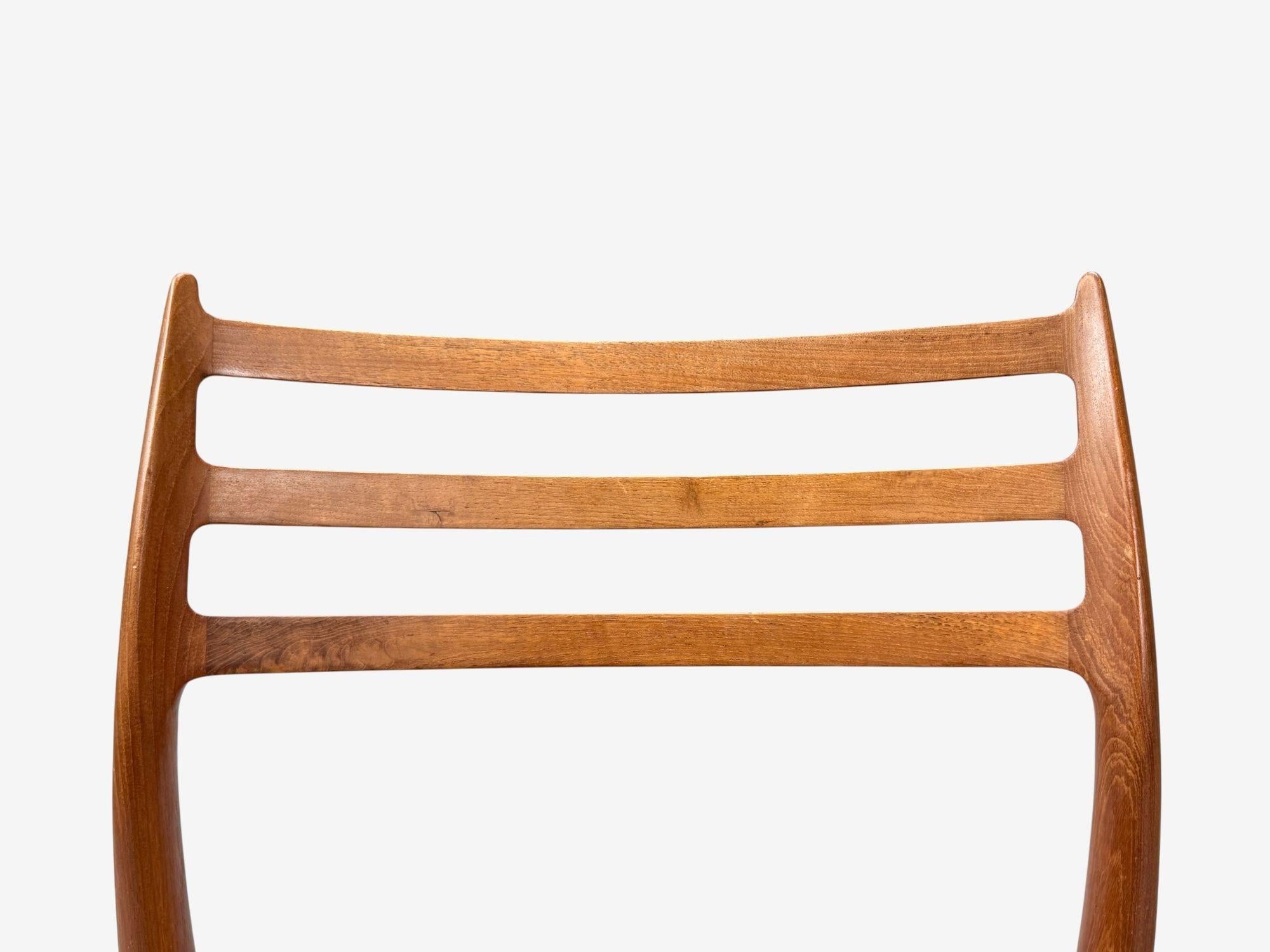 Neils O. Möller, Danemark Papercord, Teck, Chaises de salle à manger, Danemark, années 1950 en vente 6