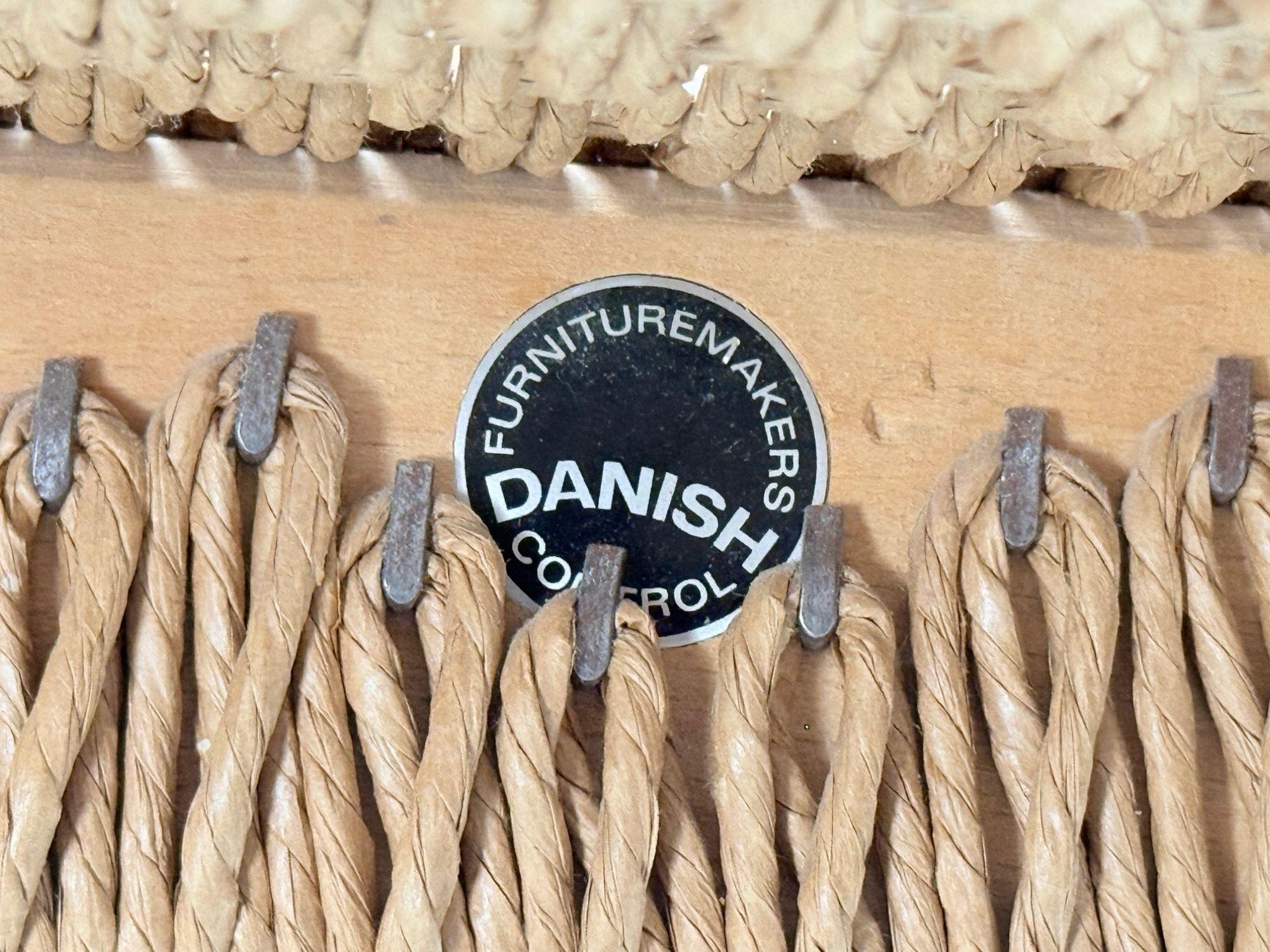 Neils O. Möller, Danemark Papercord, Teck, Chaises de salle à manger, Danemark, années 1950 en vente 7