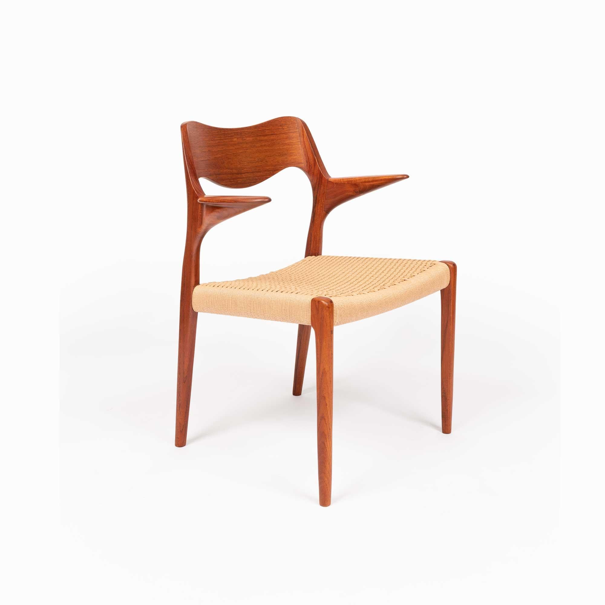Neils Ottto Møller Model 55 Teak Dining Chairs in Woven Paper Cord (set of 2) In Good Condition In Emeryville, CA