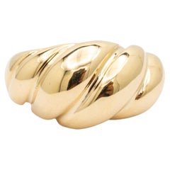 Neiman Marcus: 18 Karat Gelbgold Croissant-Ring