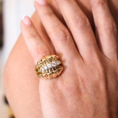 NEIMAN MARCUS 1950 Cocktailring aus 18 Karat Gold mit 1,05 Gesamtkaratgewicht VS Diamanten