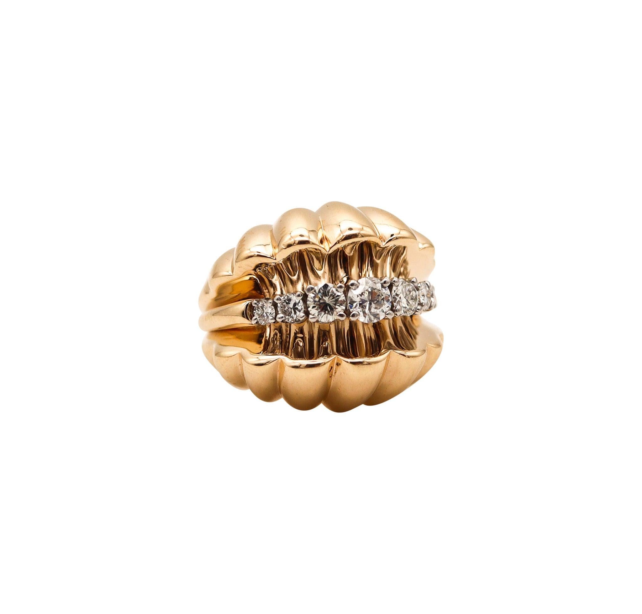 NEIMAN MARCUS 1950 Cocktail Ring In 18Kt Gold With 1.05 Ctw VS Diamonds 2
