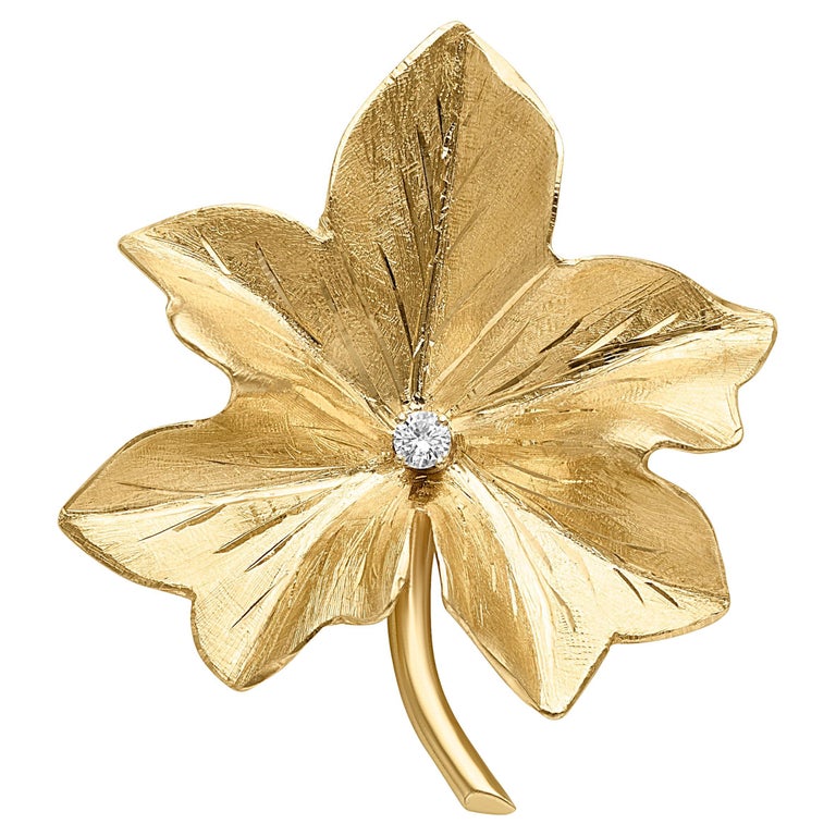 Neiman Marcus 1950s 14k Yellow Gold Leaf Pin For Sale at 1stDibs