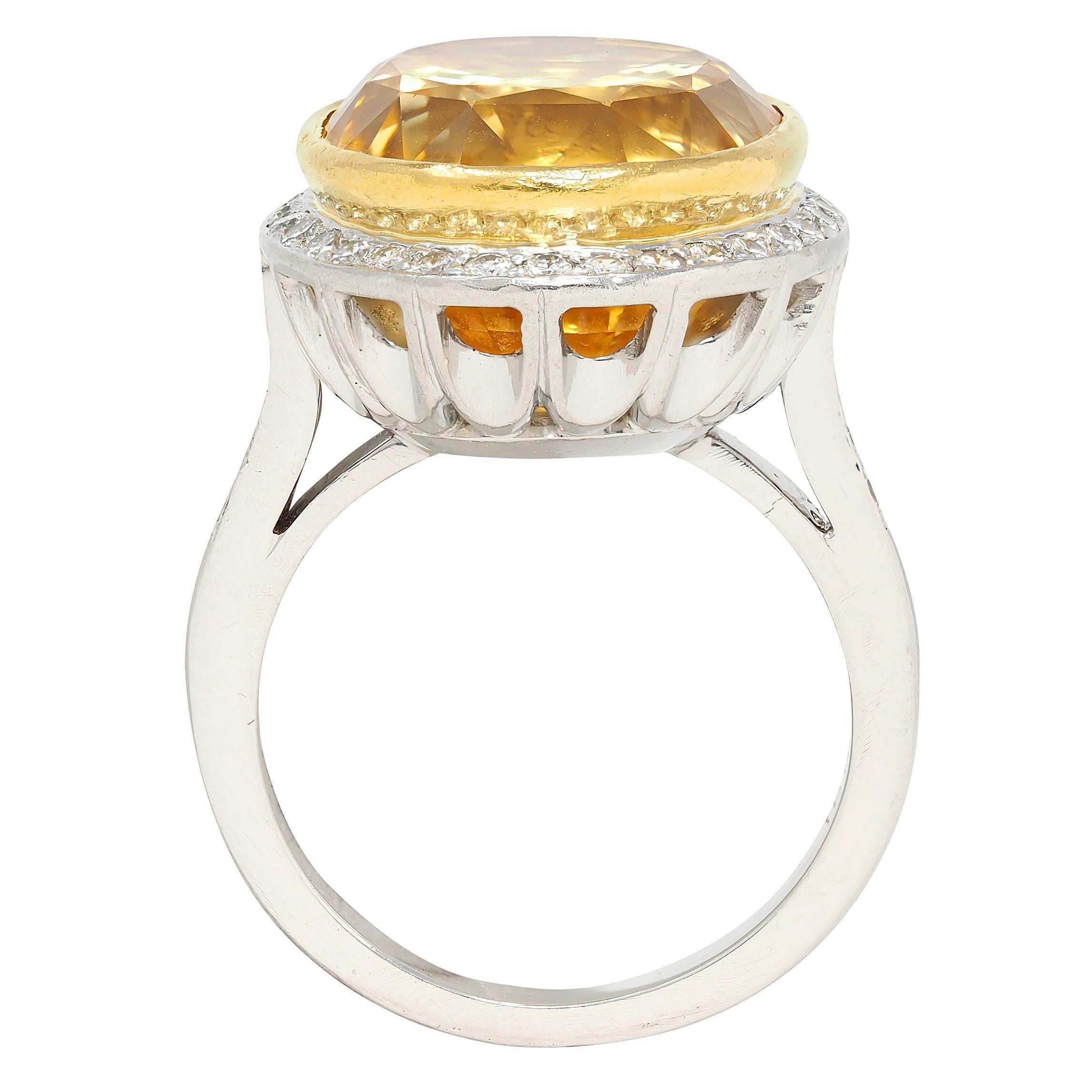 Neiman Marcus Anillo de oro de 18 quilates con diamante zafiro amarillo de Ceilán NH de 26,40 CTW en venta 3