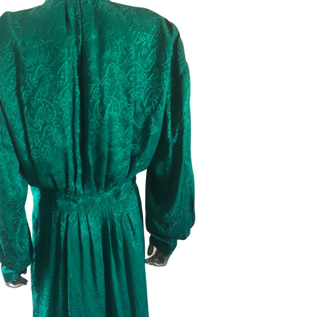 Neiman Marcus Kelly Green Silk Jacquard Button Front Dress Size 14 For Sale 4