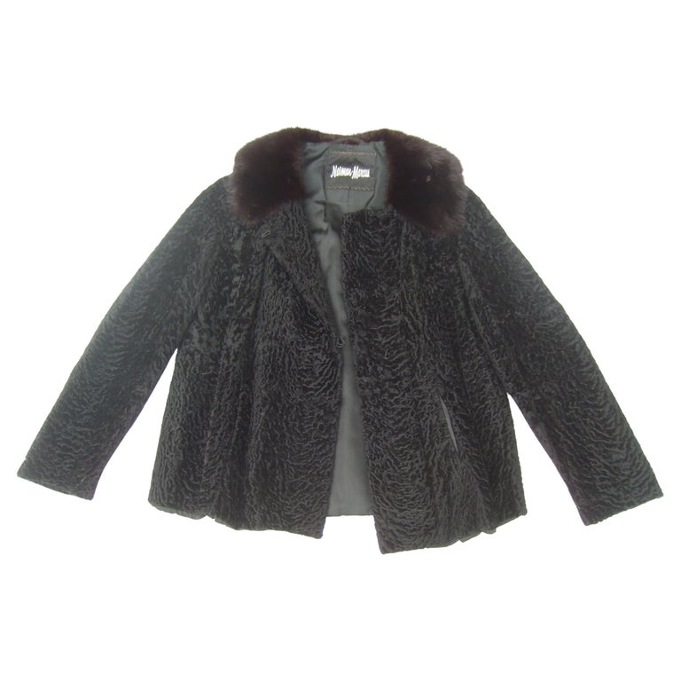 NEIMAN-MARCUS- Luxurious Mink Collar Sheared Black Broadtail