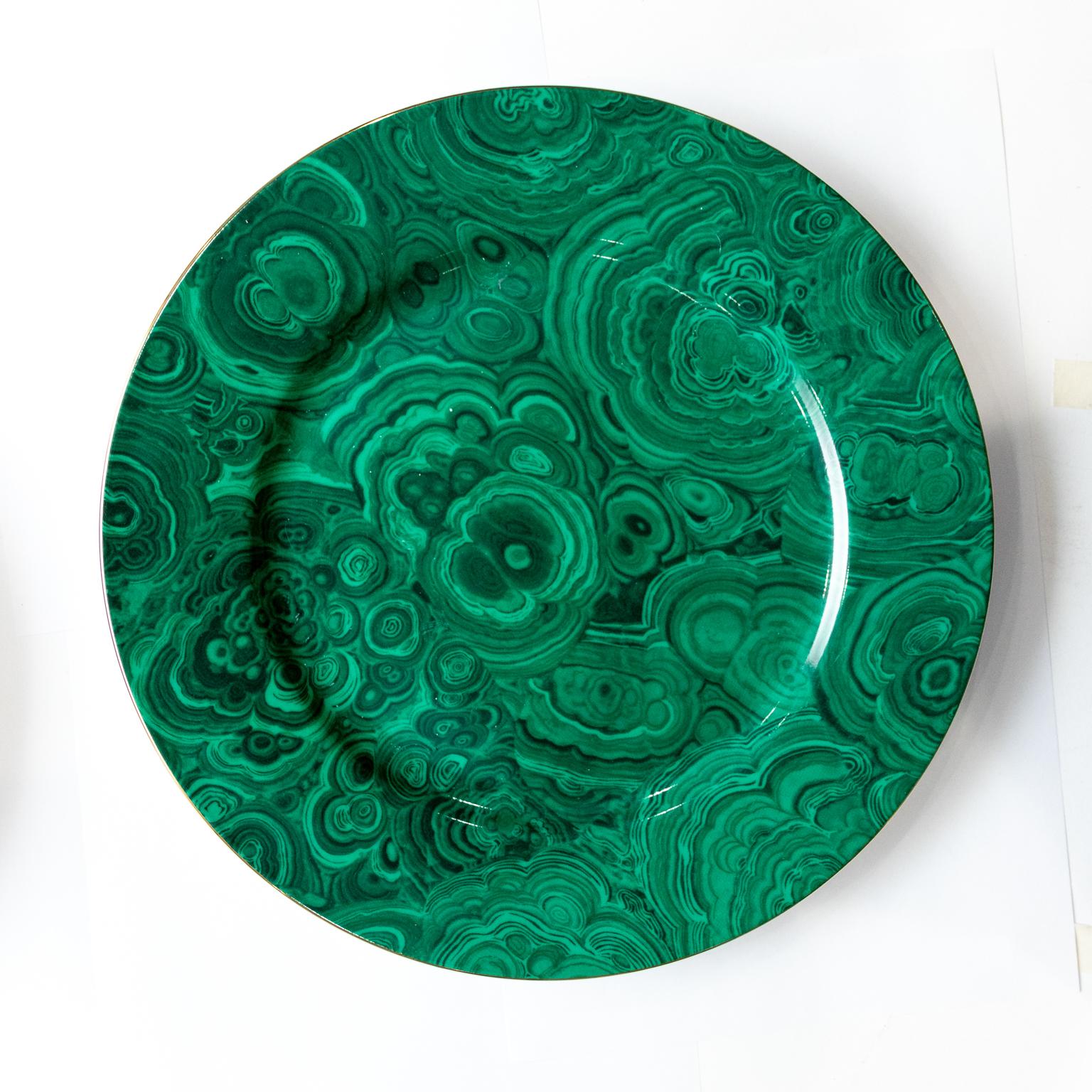 Neiman Marcus Mid-Century Green and Gold Faux Malachite Plate Chargers For Sale 3