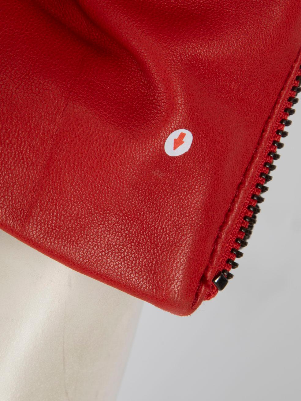 Giacca in pelle rossa Neiman Marcus taglia XS in vendita 4