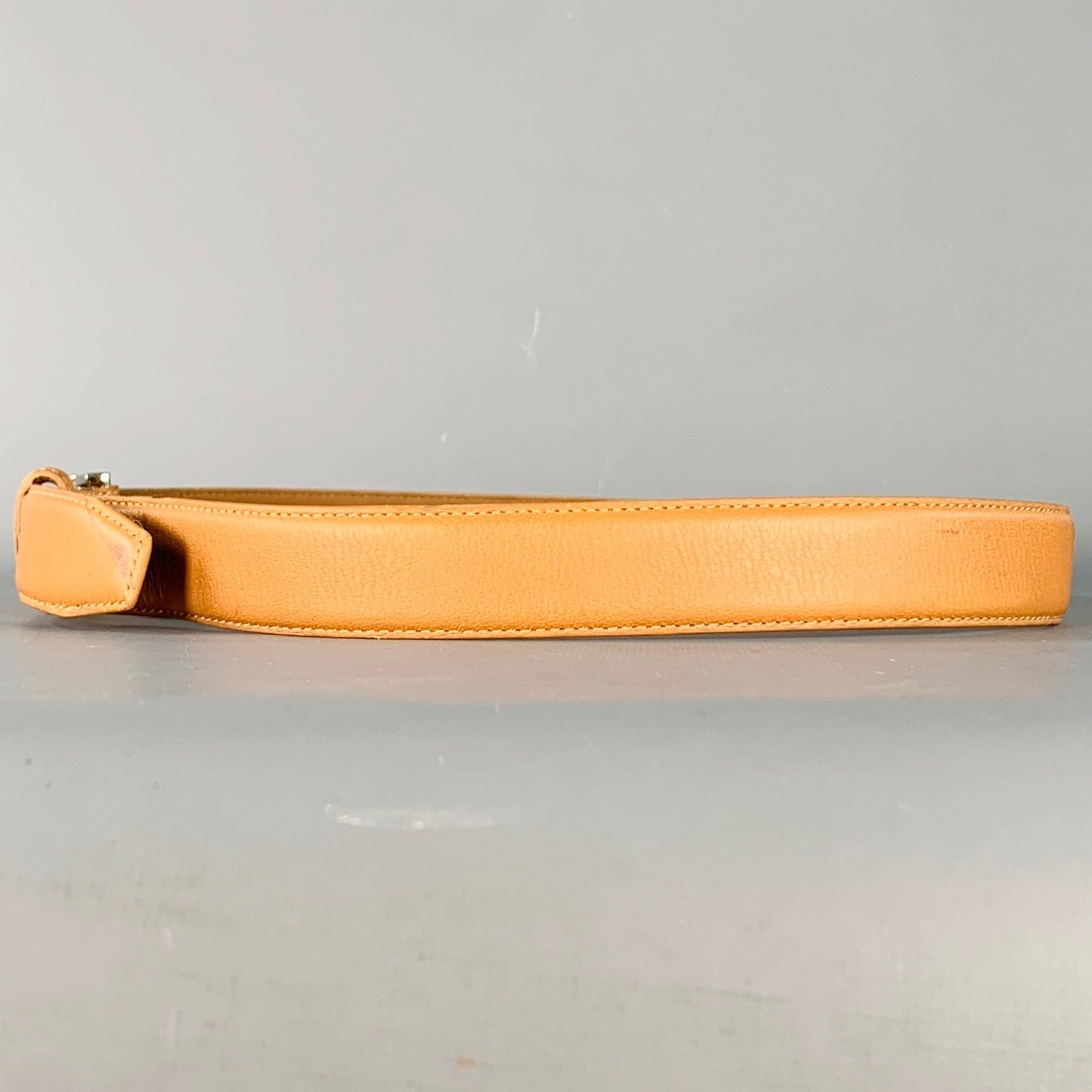 NEIMAN MARCUS Talla 32 Cinturón de cuero plateado camel en Bueno estado para la venta en San Francisco, CA