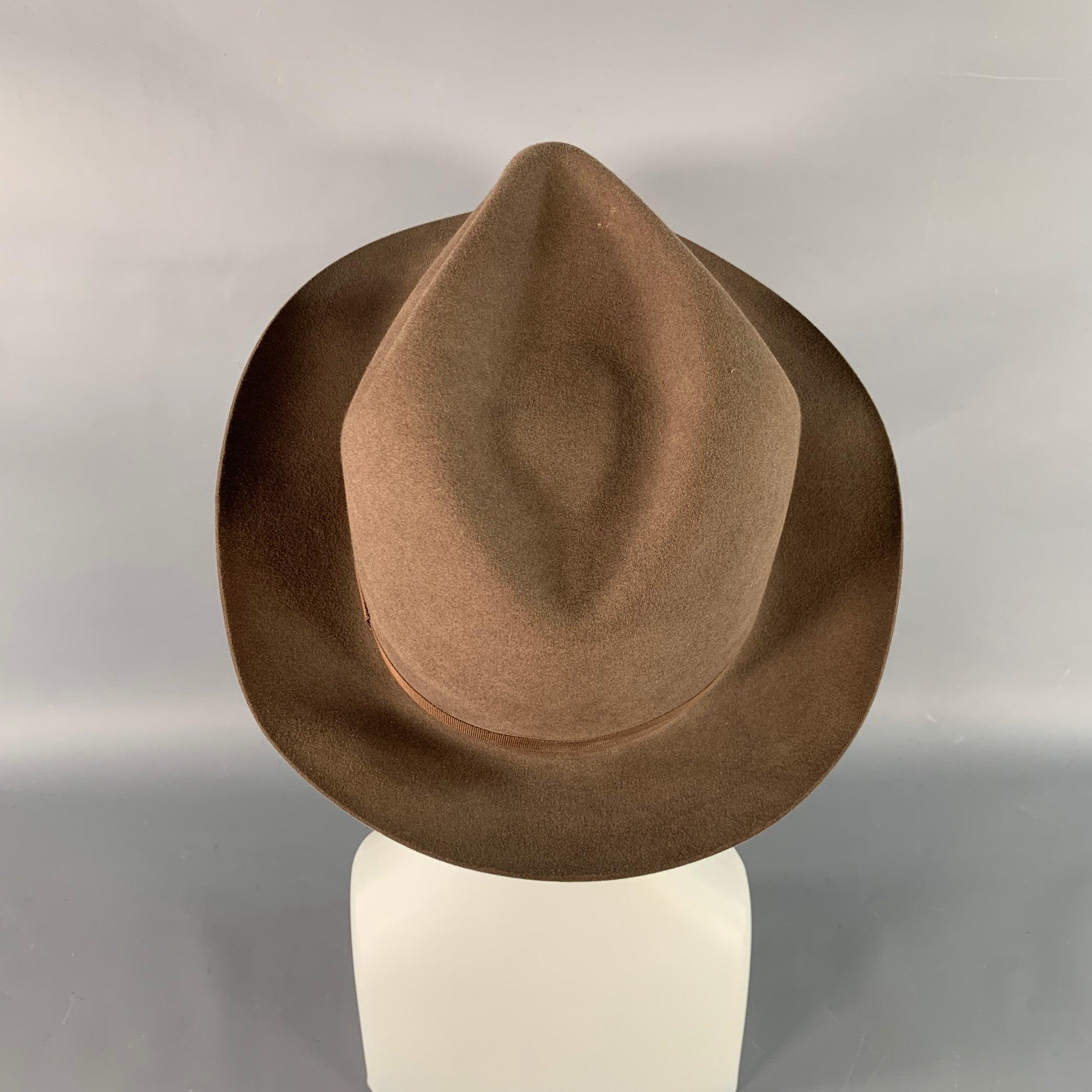 Neiman Marcus Taille 7.5 Weekender Brown Fur Blend Felt Fedora Hat Pour hommes en vente
