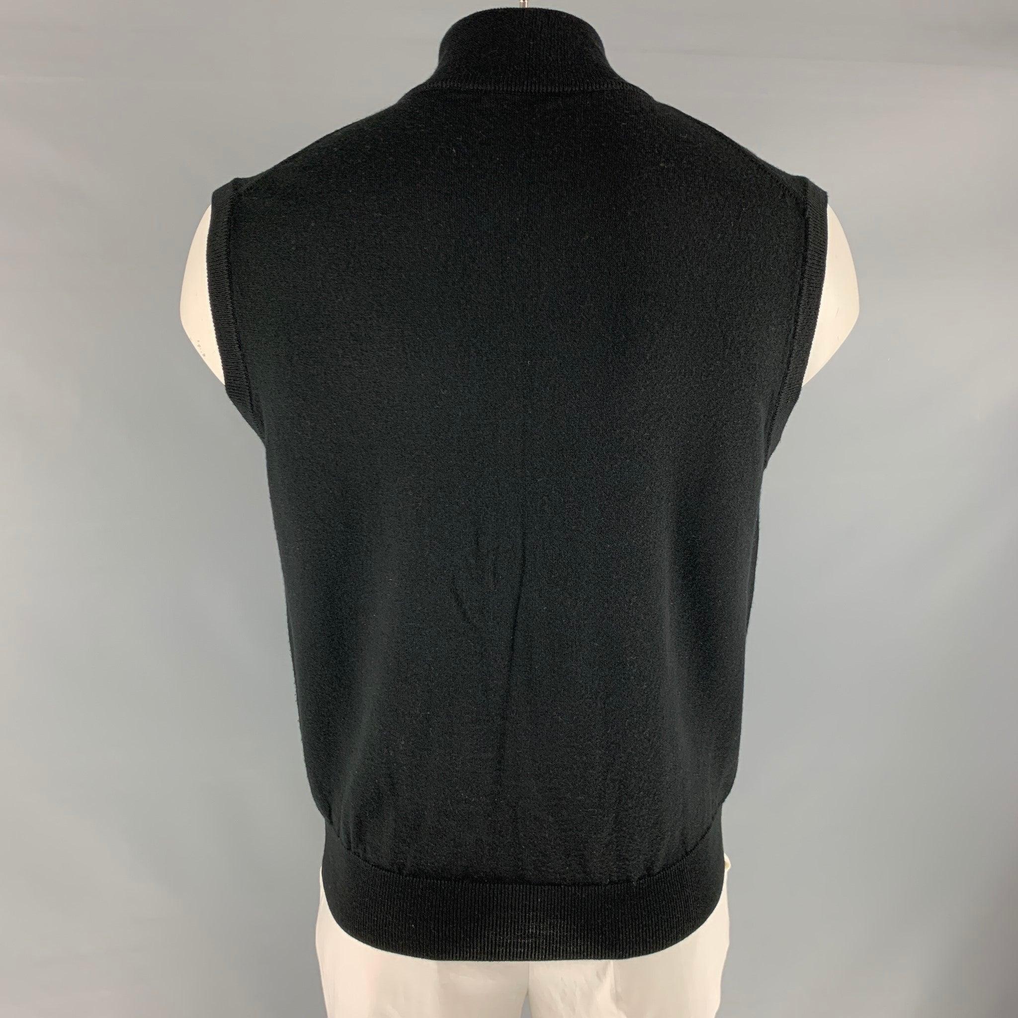NEIMAN MARCUS Size L Black Merino Wool Blend Zip Up Vest (Indoor) In Good Condition For Sale In San Francisco, CA