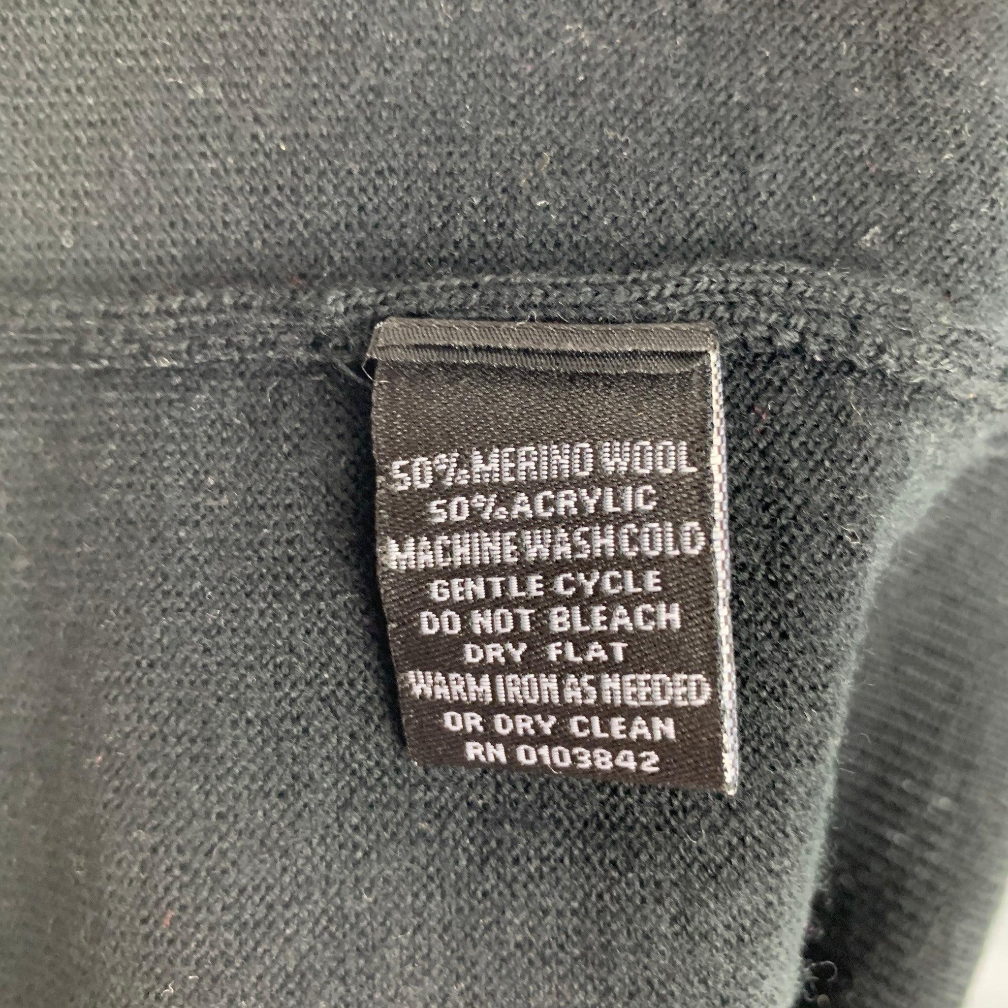 NEIMAN MARCUS Size L Black Merino Wool Blend Zip Up Vest (Indoor) For Sale 2