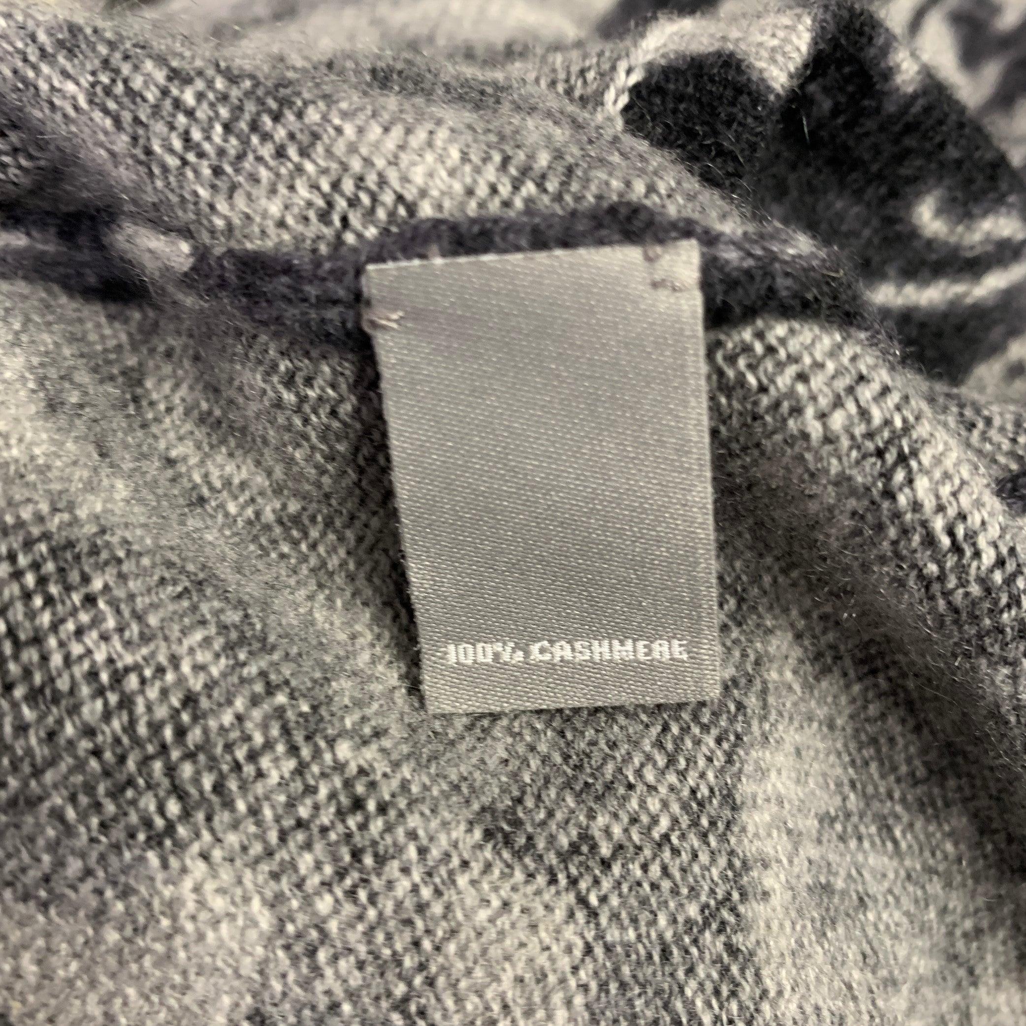 Women's NEIMAN MARCUS Size L Grey Charcoal Cashmere Paisley Tank Casual Top For Sale