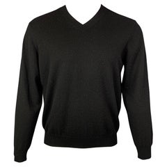 NEIMAN MARCUS Size M Black Knitted Cashmere V-Neck Pullover