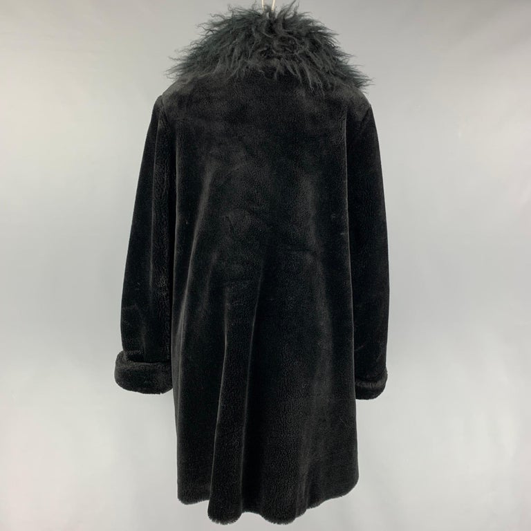 NEIMAN MARCUS Size M Black Modacrylic Faux Fur Notch Lapel Coat In Good Condition In San Francisco, CA