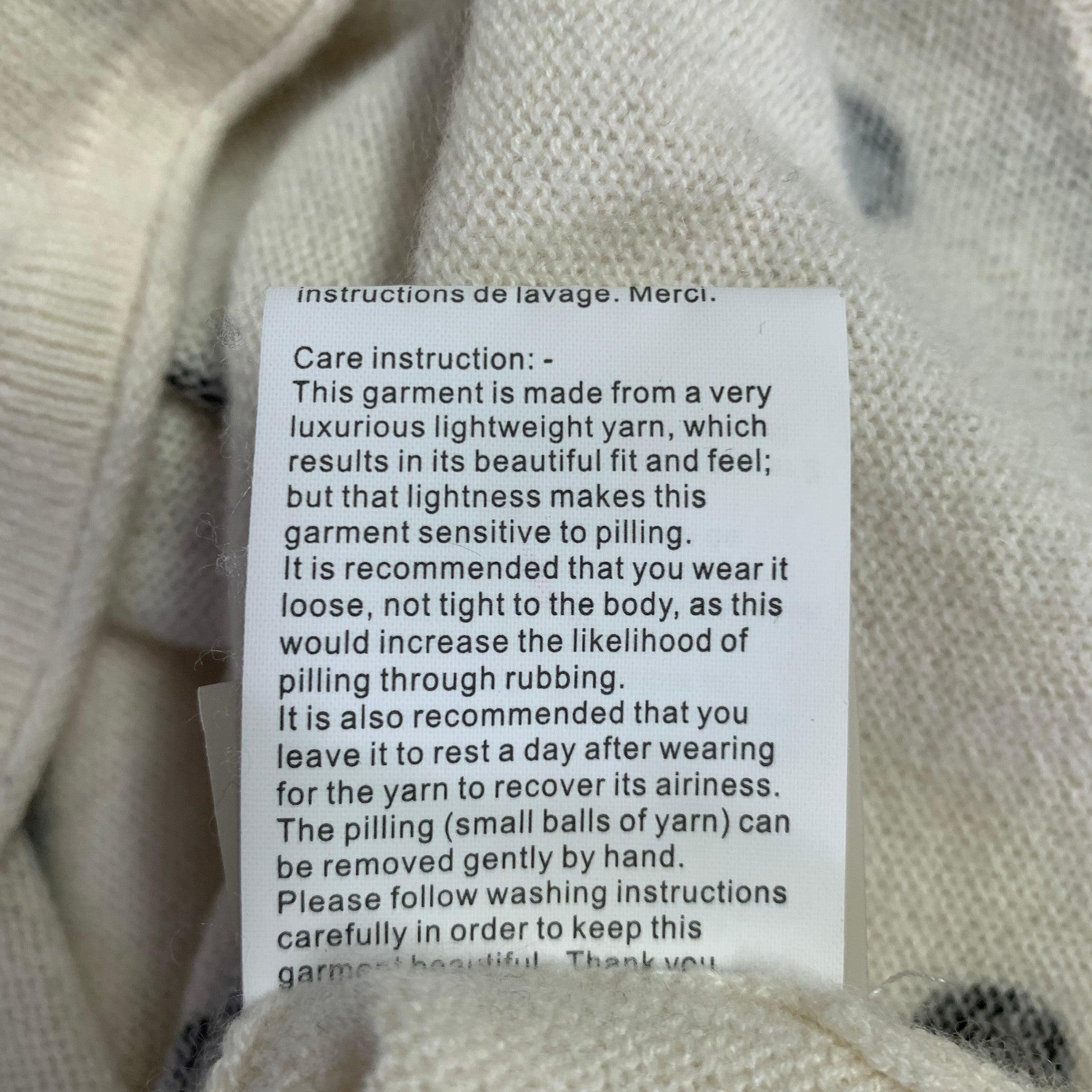 NEIMAN MARCUS Size S Beige Black Cashmere Polka Dot Crew Neck Pullover For Sale 3