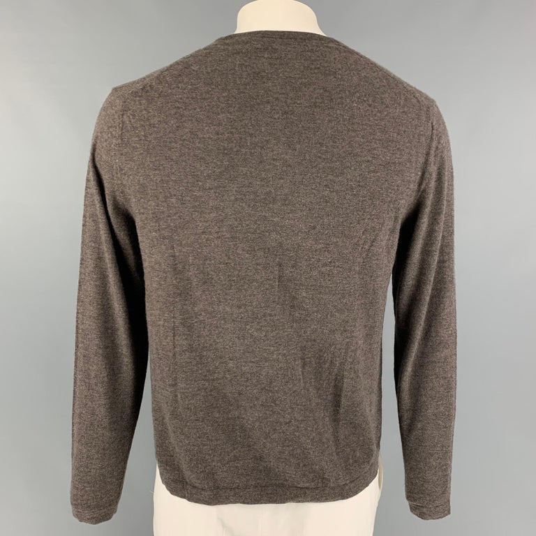 Gray NEIMAN MARCUS Size XL Brown Cashmere Crew-Neck Pullover For Sale