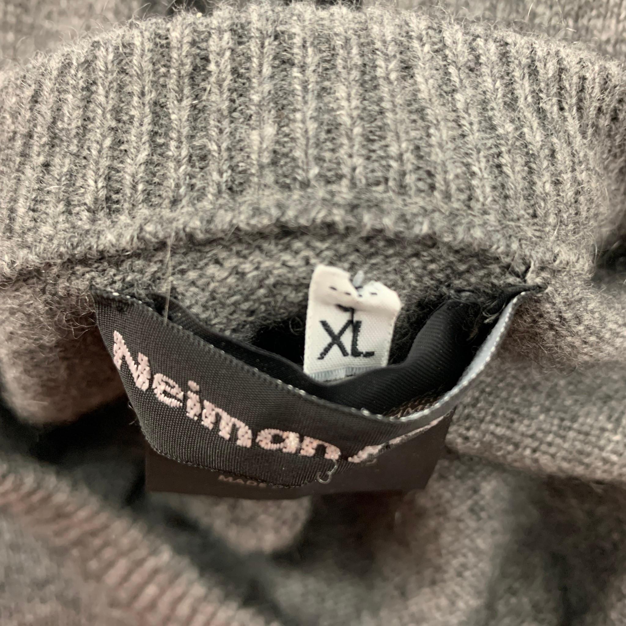 Men's NEIMAN MARCUS Size XL Grey Black Beige Geometric Cashmere Crew-Neck Sweater