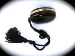NEIMAN MARCUS Glatte italienische schwarze Lucite Oval Fringe Tassel Clutch c 1970s