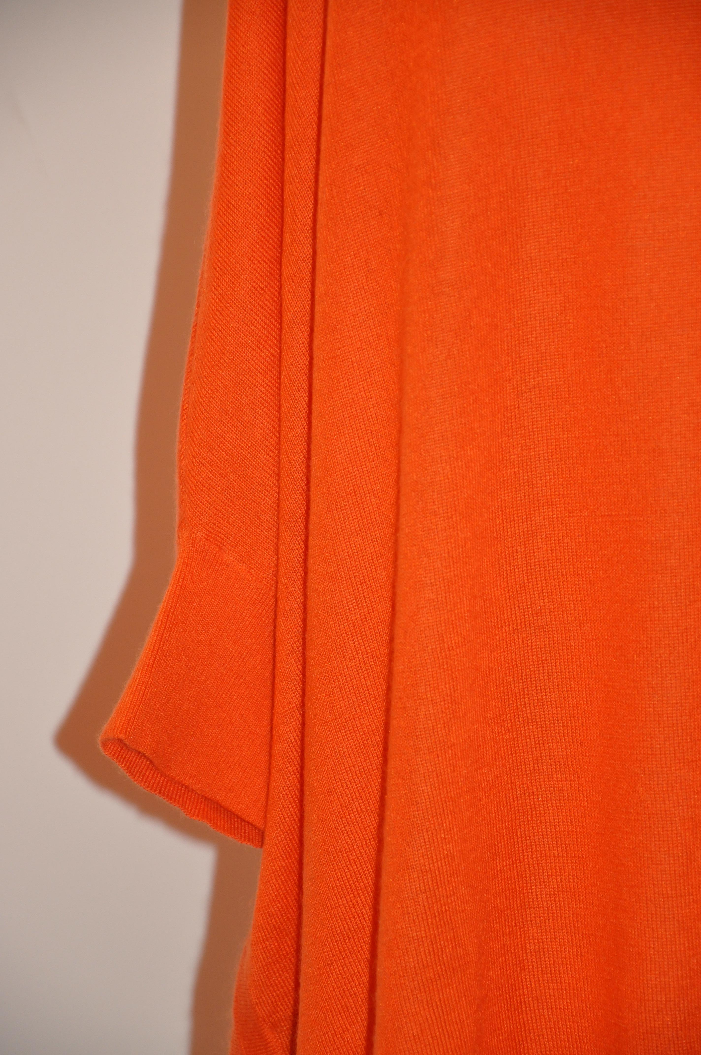 Neiman Marcus Weiche „„The Cashmere Collection““ Offene Jacke aus bernsteinfarbenem Kaschmir im Angebot 1